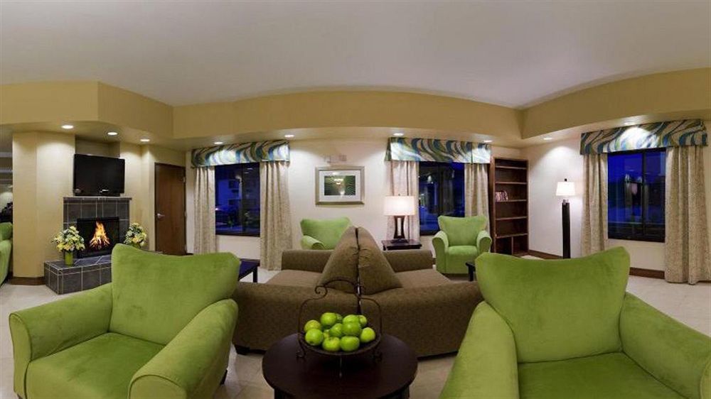 Holiday Inn Express- Waterloo/Cedar Falls, An Ihg Hotel Dış mekan fotoğraf